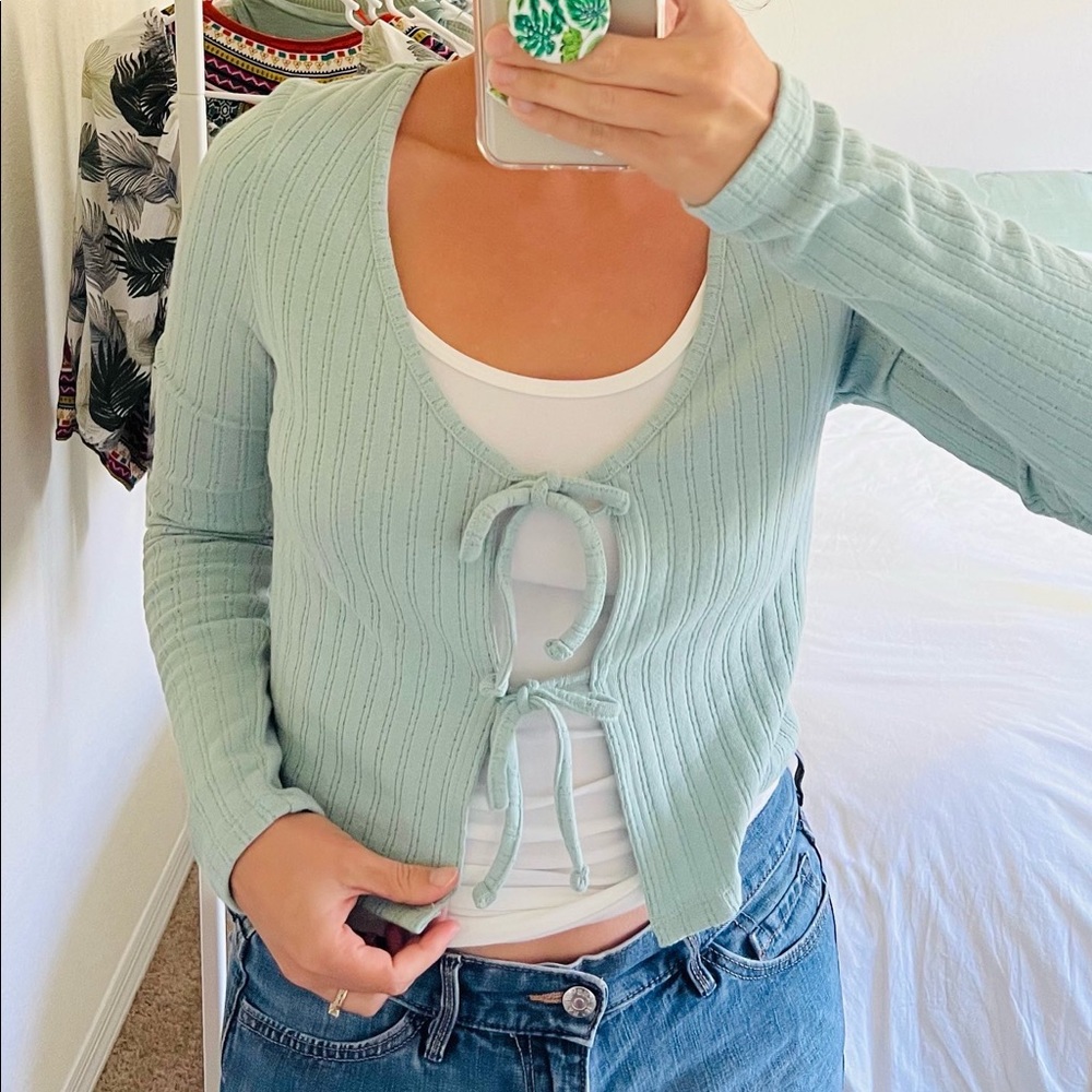 NWT So (Kohls) Tie-front Cardigan - Picture 4 of 5
